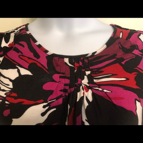 💋Short Sleeved Blouse. Size PL - Picture 3 of 5